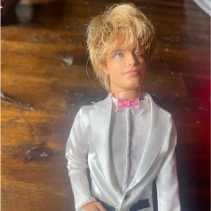 Barbie prom ken doll